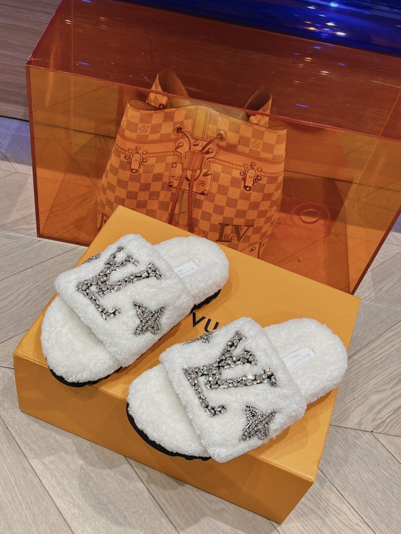 Louis Vuitton Slippers